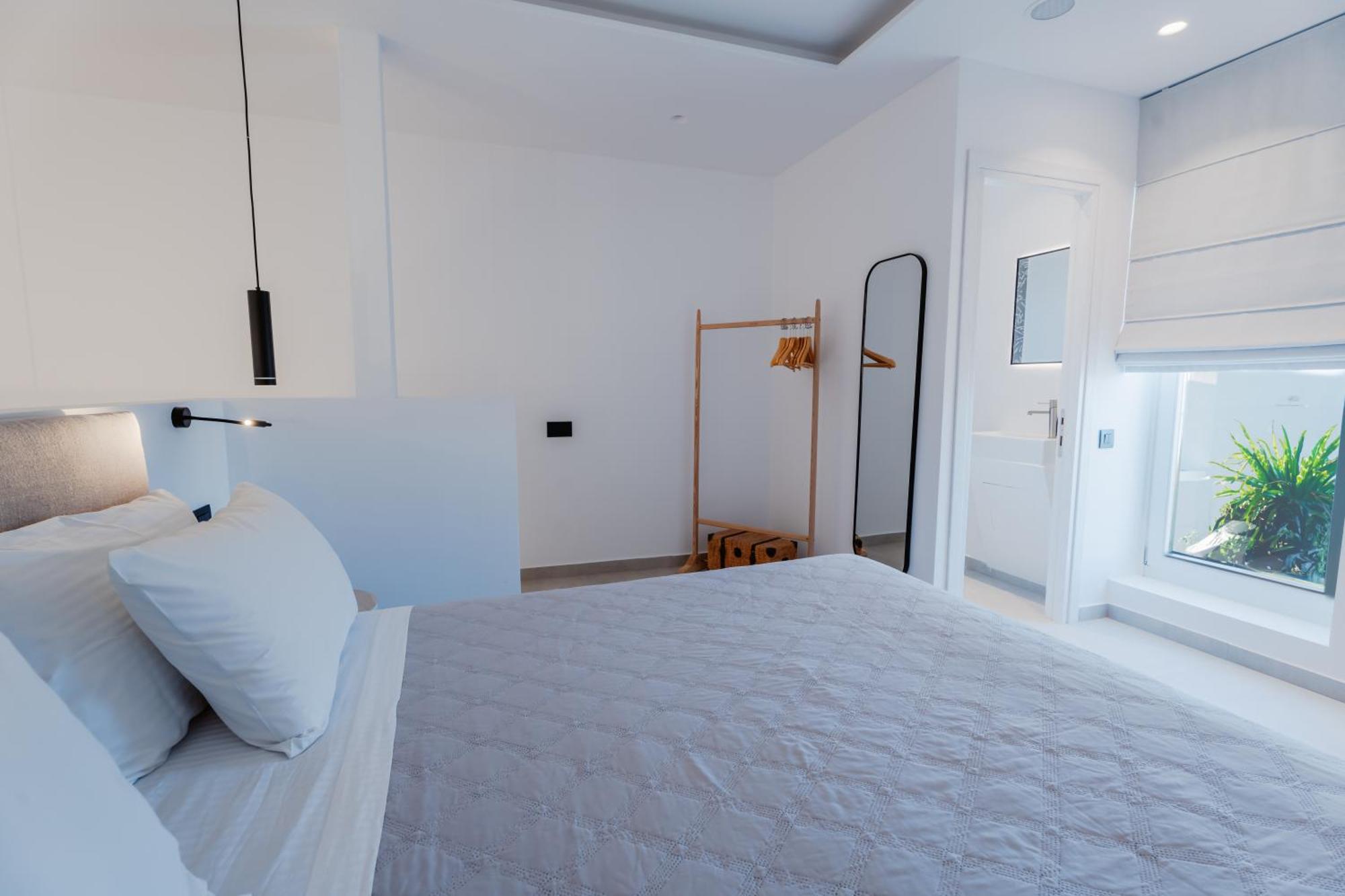 Oliving Mykonos Luxury Suites Klouvas Exterior photo